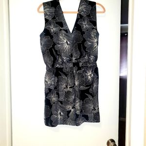 Loft outlet tropical print romper with pockets